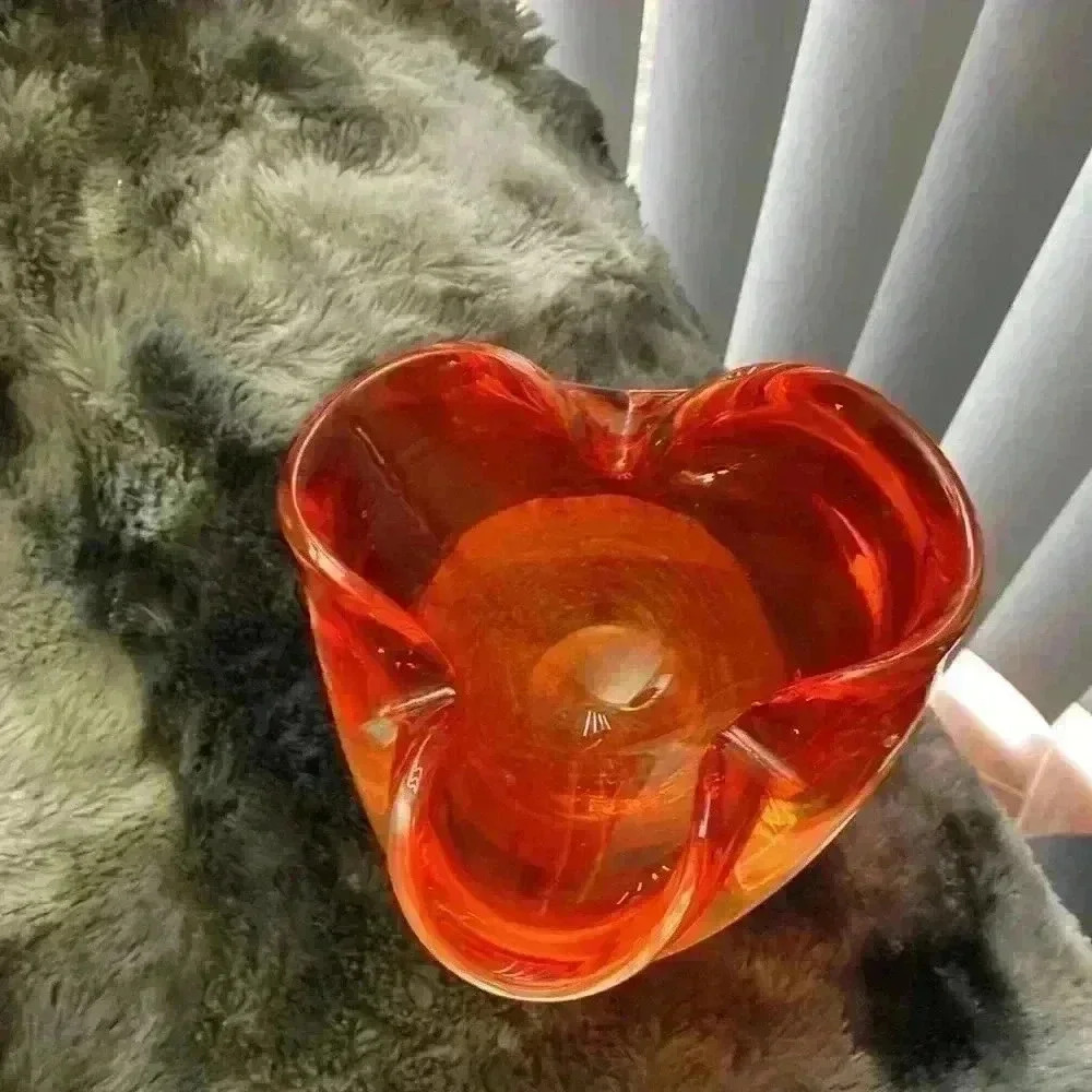 Vintage Orange Art Glass Bowl - Picture 15 of 16